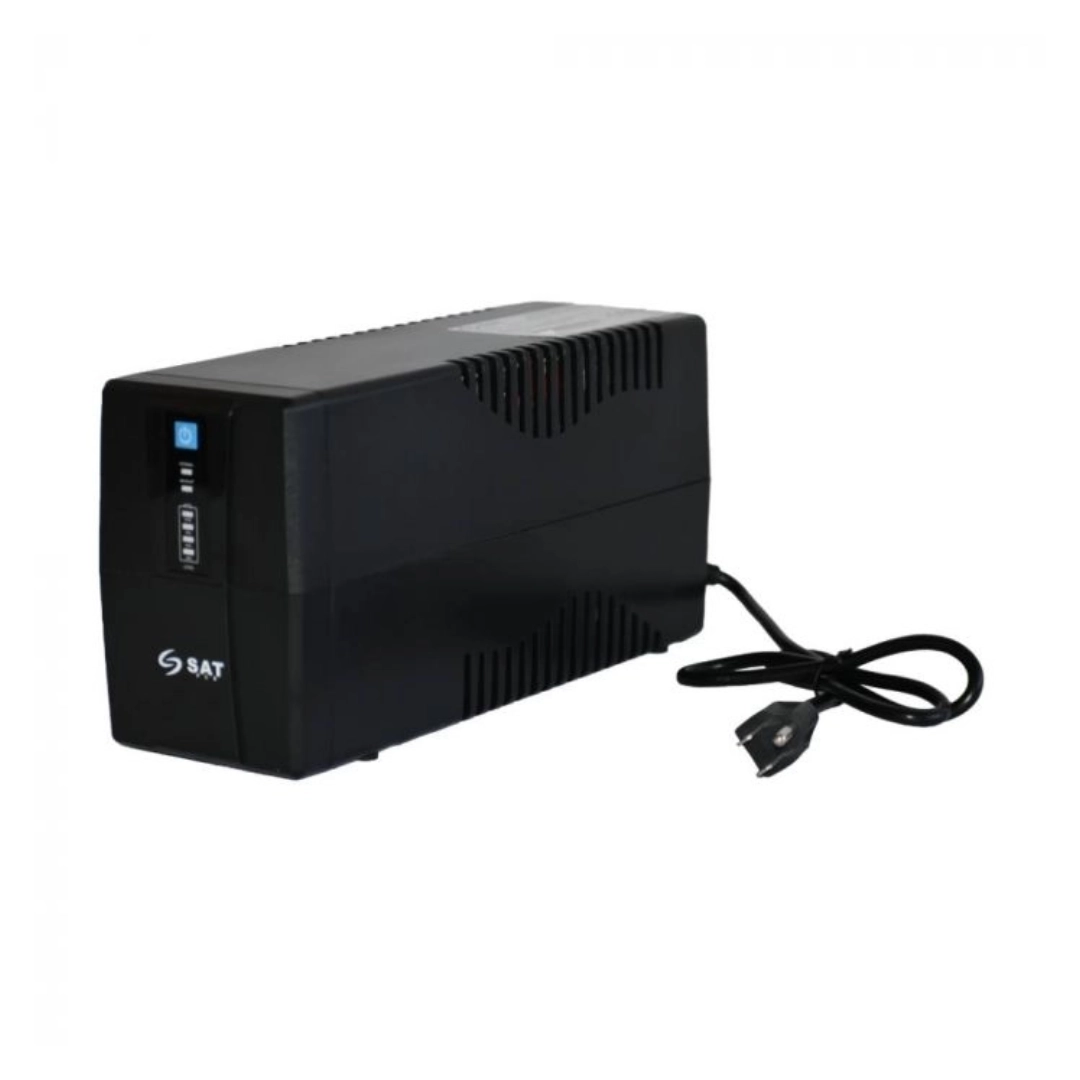 Vista de la ups, de logra ver la parte frontal y el cable de energia