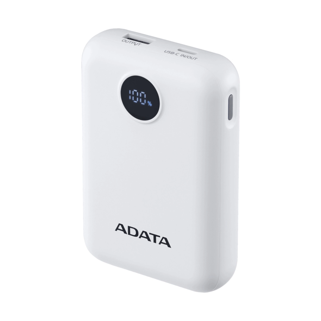 Vista del power bank, se puede apreciar a este de lado, donde se pueden ver algunos botones y puertos